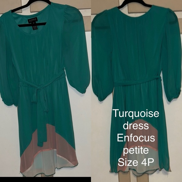 Assorted dresses - Picture 5 of 13